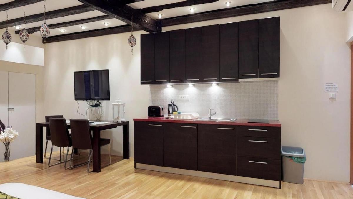 Diocletian Studio Apartments Split Exterior photo
